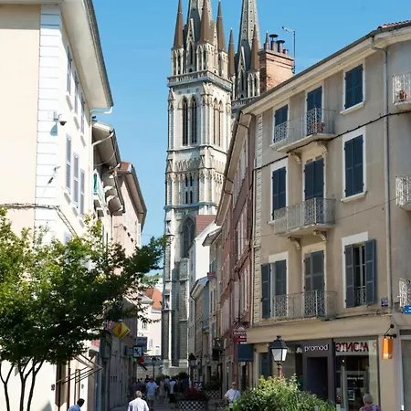 Apartment Le Loft, 2 85 M2, Hyper Centre, Proche Gare Voiron